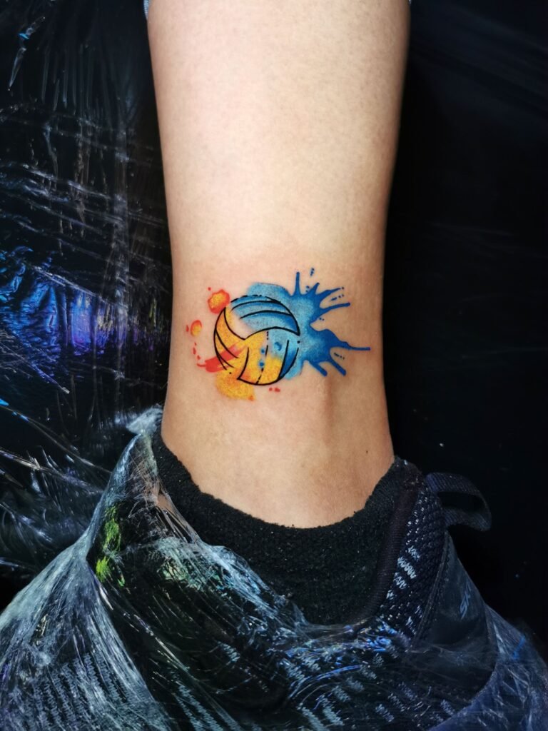 tatuaje-pelota-voley-color