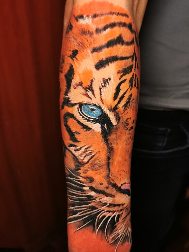 tatuaje-full-color-tigre